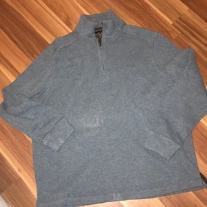 Gray/blue men’s sweater, like new, size large